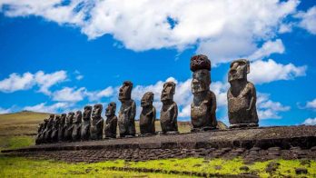 Statuile Monolitice  – Misterul de pe Insula Paștelui. Cine a fost Dumnezeul alb?