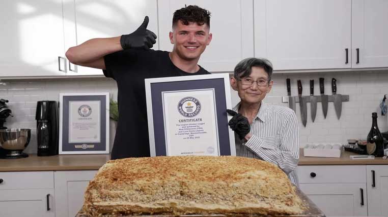 Recorduri Guinness - cel mai mare chicken nugget