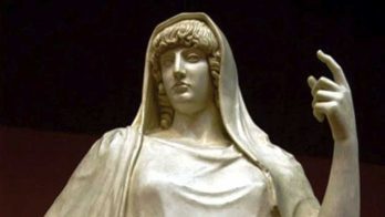 Cine este Hestia în mitologia greacă? Totul despre prima fiică a lui Cronos și a Rheei
